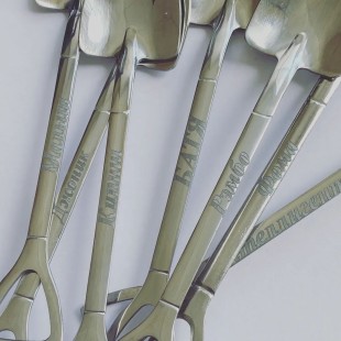 Гравірування на ложках, виделках